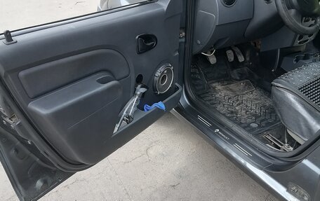 Renault Logan I, 2009 год, 360 000 рублей, 17 фотография