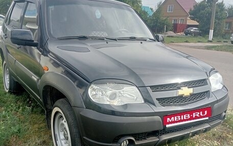 Chevrolet Niva I рестайлинг, 2011 год, 425 000 рублей, 5 фотография
