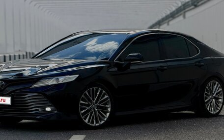 Toyota Camry, 2019 год, 3 499 000 рублей, 4 фотография