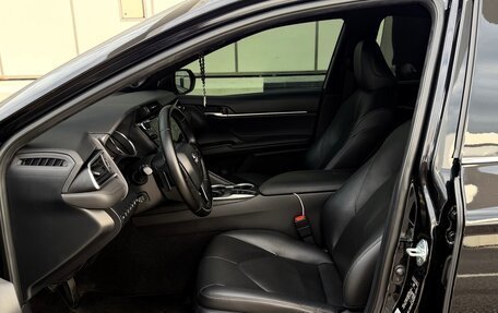 Toyota Camry, 2019 год, 3 499 000 рублей, 10 фотография