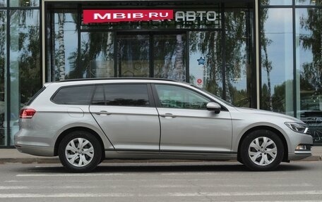 Volkswagen Passat B8 рестайлинг, 2016 год, 1 800 000 рублей, 3 фотография