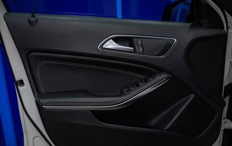 Mercedes-Benz GLA, 2014 год, 1 890 000 рублей, 15 фотография