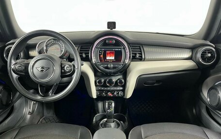 MINI Hatch, 2021 год, 1 999 000 рублей, 15 фотография
