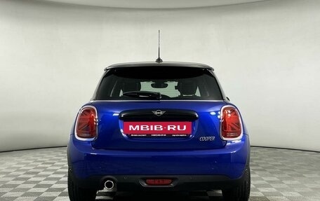 MINI Hatch, 2021 год, 1 999 000 рублей, 5 фотография