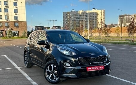 KIA Sportage IV рестайлинг, 2018 год, 2 190 000 рублей, 1 фотография