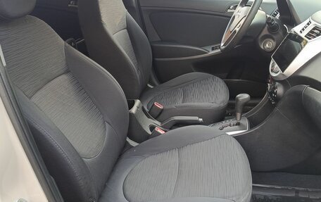 Hyundai Solaris II рестайлинг, 2015 год, 849 000 рублей, 9 фотография