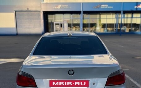 BMW 5 серия, 2004 год, 670 000 рублей, 6 фотография