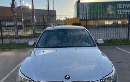 BMW 5 серия, 2004 год, 670 000 рублей, 3 фотография