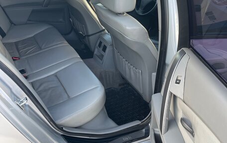 BMW 5 серия, 2004 год, 670 000 рублей, 13 фотография
