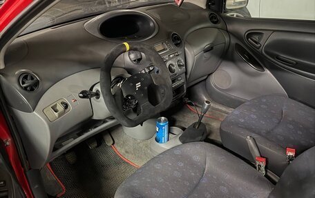 Toyota Yaris I рестайлинг, 2002 год, 388 888 рублей, 3 фотография