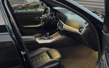 BMW 3 серия, 2019 год, 4 500 000 рублей, 11 фотография