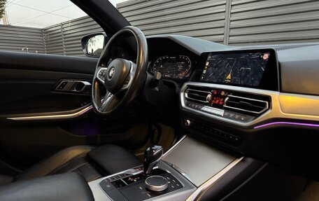 BMW 3 серия, 2019 год, 4 500 000 рублей, 15 фотография