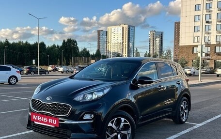 KIA Sportage IV рестайлинг, 2018 год, 2 190 000 рублей, 2 фотография