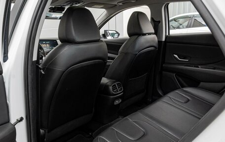 Hyundai Elantra, 2024 год, 2 290 000 рублей, 11 фотография