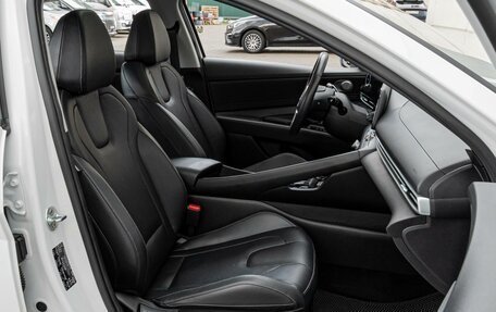 Hyundai Elantra, 2024 год, 2 290 000 рублей, 8 фотография