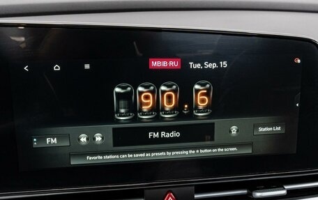 Hyundai Elantra, 2024 год, 2 290 000 рублей, 14 фотография
