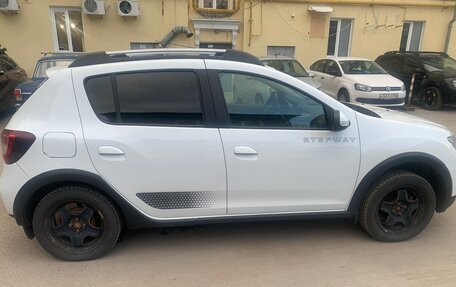 Renault Sandero II рестайлинг, 2018 год, 880 000 рублей, 6 фотография