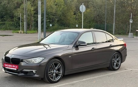 BMW 3 серия, 2012 год, 1 600 000 рублей, 3 фотография