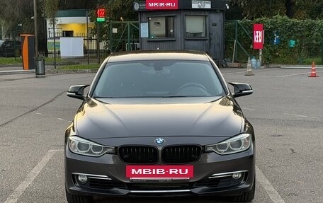 BMW 3 серия, 2012 год, 1 600 000 рублей, 2 фотография