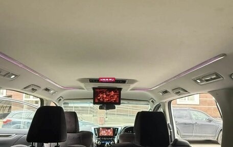 Toyota Vellfire II, 2016 год, 3 300 000 рублей, 17 фотография