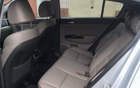 KIA Sportage IV рестайлинг, 2018 год, 1 850 000 рублей, 9 фотография