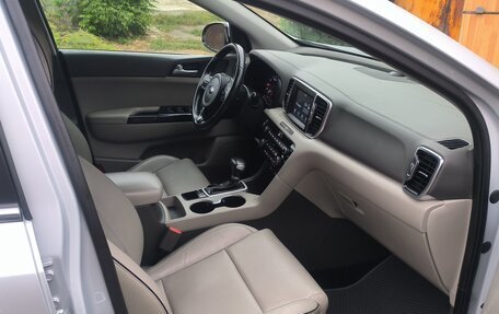 KIA Sportage IV рестайлинг, 2018 год, 1 850 000 рублей, 10 фотография