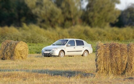 Renault Clio III, 2001 год, 150 000 рублей, 6 фотография