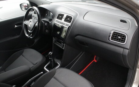 Volkswagen Polo VI (EU Market), 2018 год, 1 400 000 рублей, 7 фотография