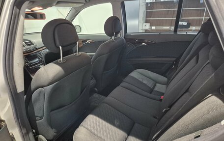 Mercedes-Benz E-Класс, 2004 год, 449 000 рублей, 10 фотография
