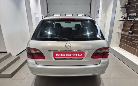 Mercedes-Benz E-Класс, 2004 год, 449 000 рублей, 5 фотография