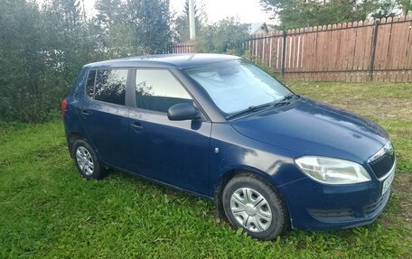 Skoda Fabia II, 2013 год, 420 000 рублей, 2 фотография
