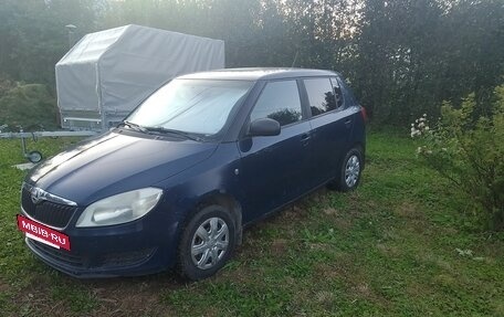 Skoda Fabia II, 2013 год, 420 000 рублей, 3 фотография