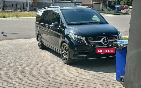 Mercedes-Benz V-Класс, 2020 год, 7 777 777 рублей, 2 фотография
