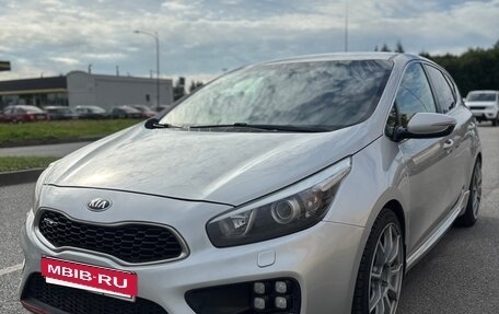 KIA cee'd GT II, 2015 год, 1 000 000 рублей, 8 фотография
