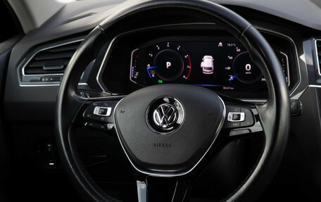 Volkswagen Tiguan II, 2019 год, 2 848 000 рублей, 15 фотография