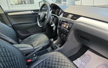 Skoda Rapid I, 2017 год, 1 070 000 рублей, 17 фотография