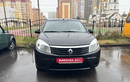 Renault Sandero I, 2013 год, 615 000 рублей, 2 фотография