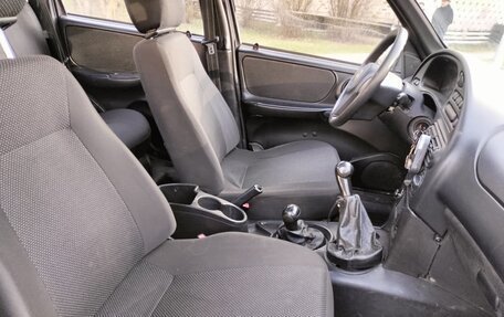 Chevrolet Niva I рестайлинг, 2010 год, 285 000 рублей, 6 фотография