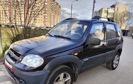 Chevrolet Niva I рестайлинг, 2010 год, 285 000 рублей, 5 фотография