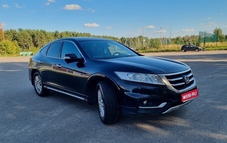 Honda Crosstour I рестайлинг, 2013 год, 1 800 000 рублей, 1 фотография