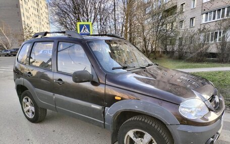 Chevrolet Niva I рестайлинг, 2010 год, 285 000 рублей, 20 фотография