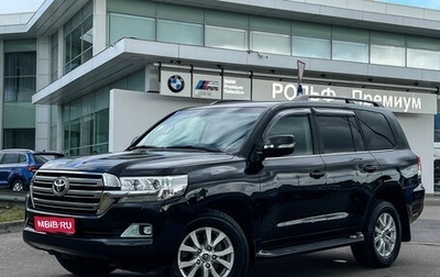 Toyota Land Cruiser 200, 2017 год, 5 947 000 рублей, 1 фотография