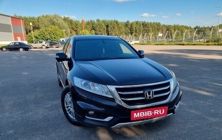 Honda Crosstour I рестайлинг, 2013 год, 1 800 000 рублей, 5 фотография