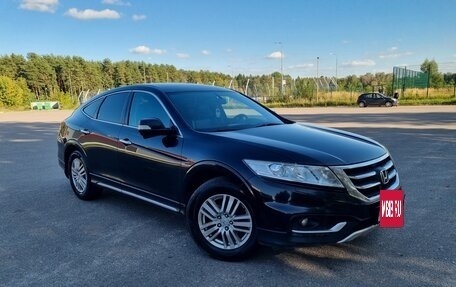 Honda Crosstour I рестайлинг, 2013 год, 1 800 000 рублей, 4 фотография