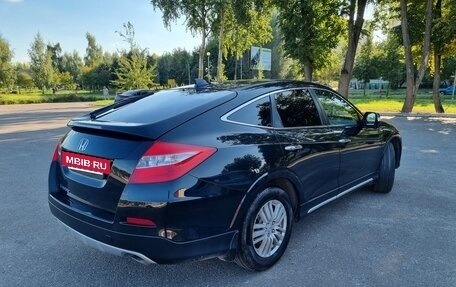 Honda Crosstour I рестайлинг, 2013 год, 1 800 000 рублей, 8 фотография