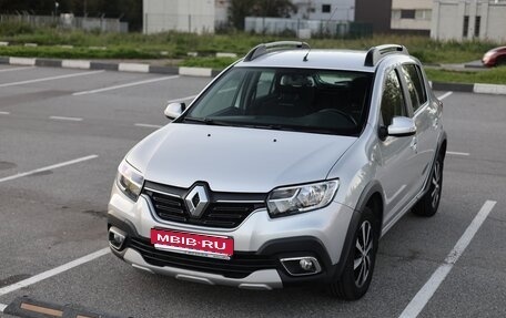 Renault Sandero II рестайлинг, 2020 год, 1 400 000 рублей, 1 фотография