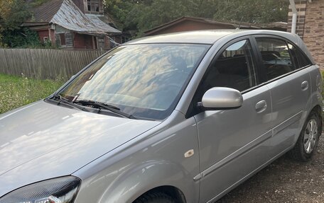 KIA Rio II, 2010 год, 750 000 рублей, 2 фотография