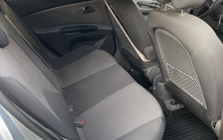 KIA Rio II, 2010 год, 750 000 рублей, 12 фотография