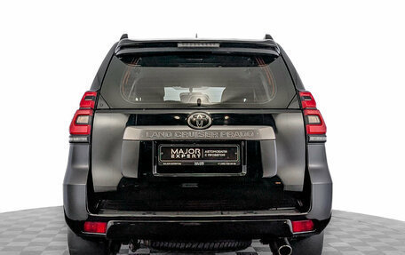 Toyota Land Cruiser Prado 150 рестайлинг 2, 2021 год, 4 720 000 рублей, 6 фотография