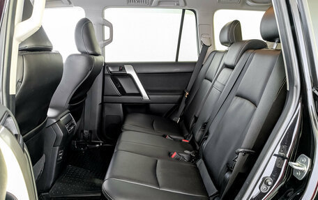 Toyota Land Cruiser Prado 150 рестайлинг 2, 2021 год, 4 720 000 рублей, 12 фотография